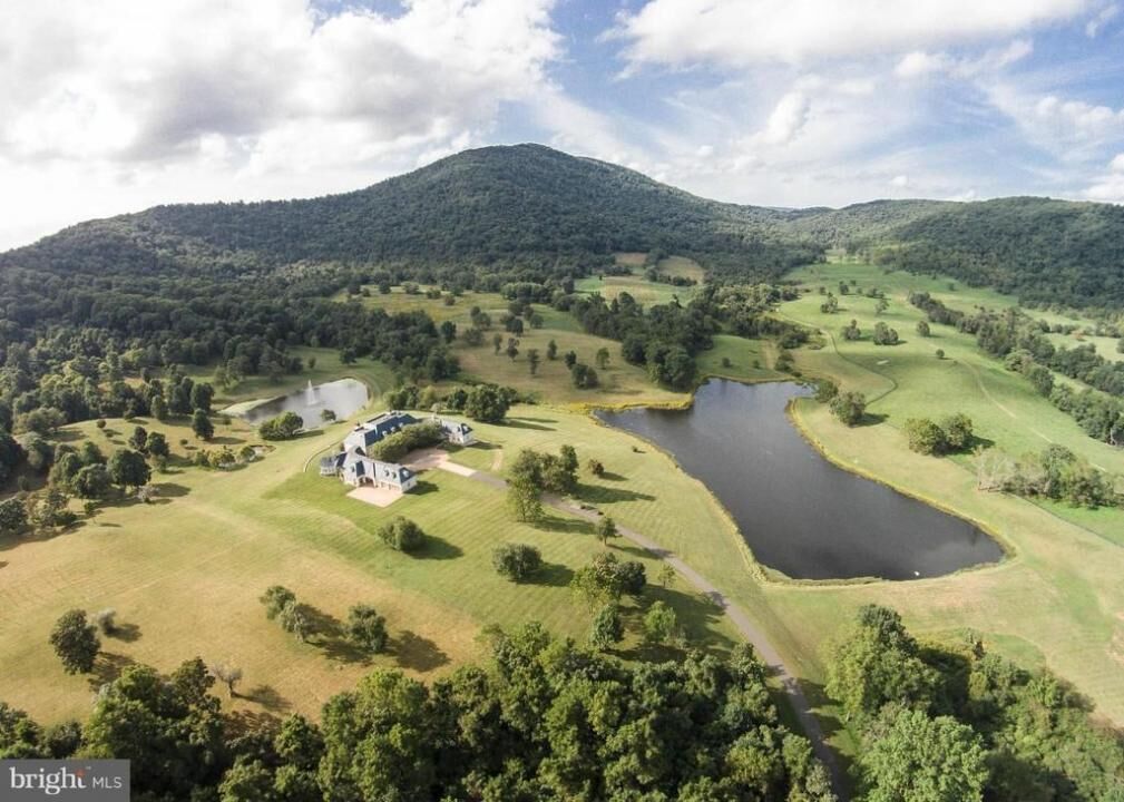 #8. 12410 Cove Ln, Hume